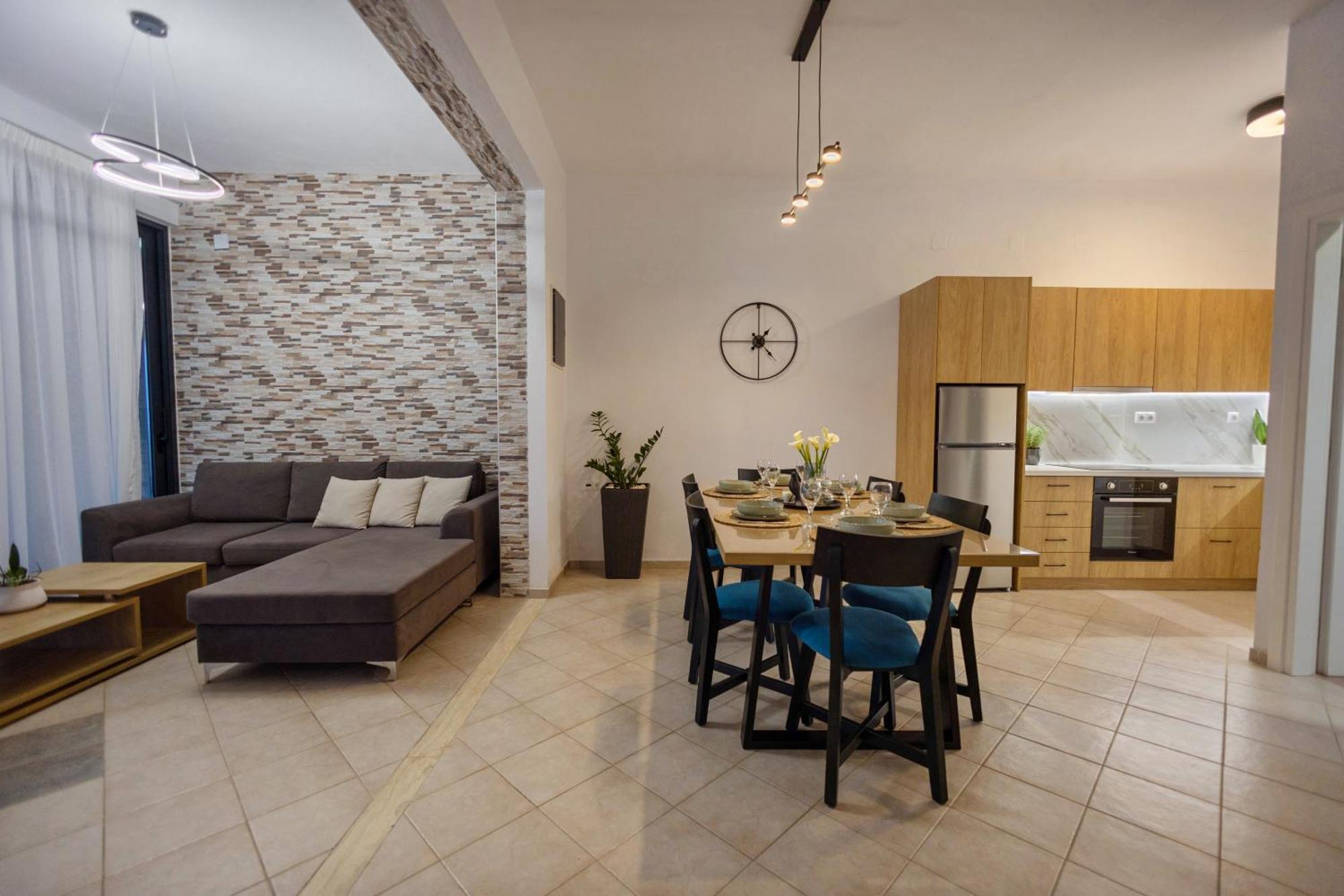 Horizon Studios Apartment Rodakino