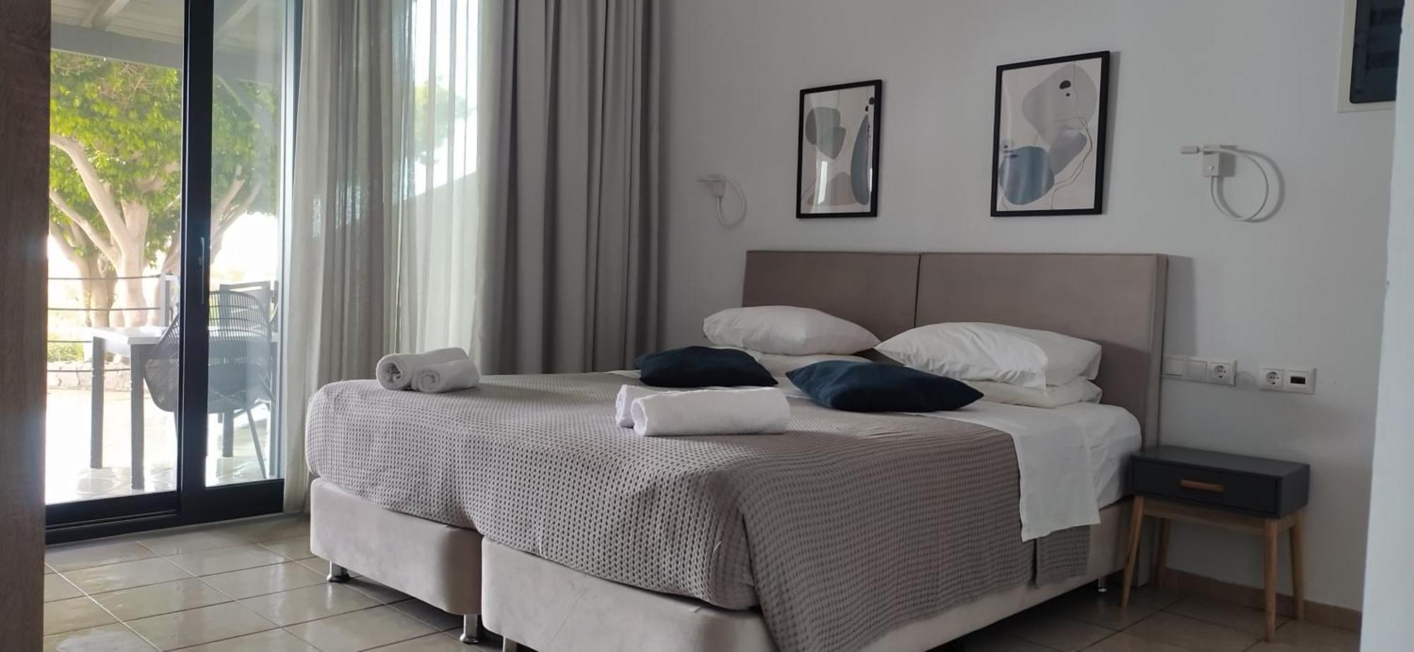 Horizon Studios Apartment Rodakino